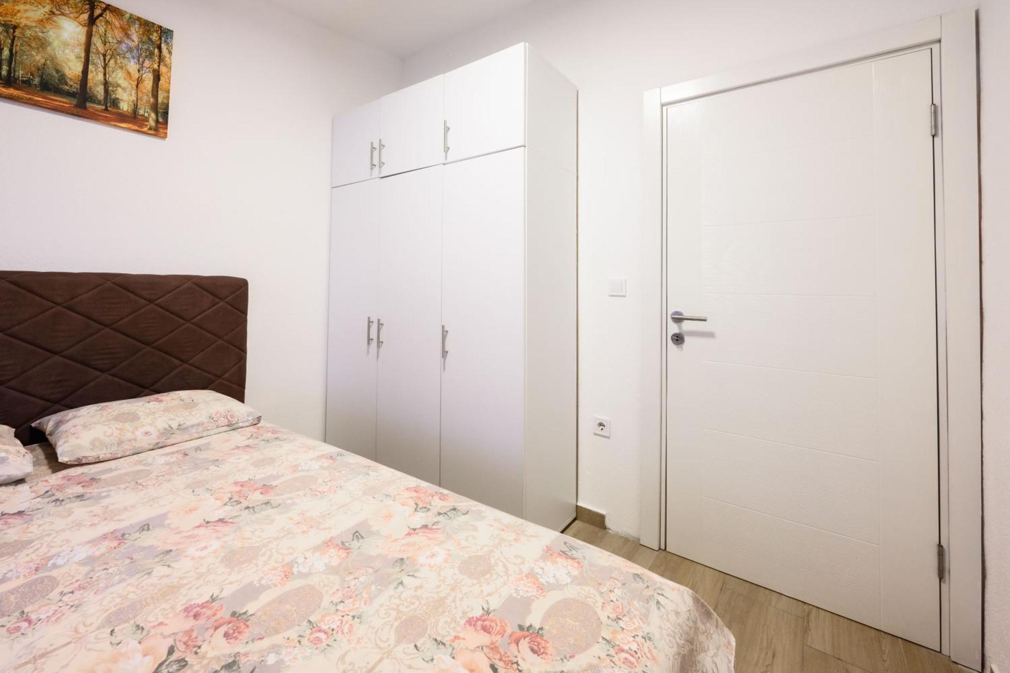 Apartmani Vukcevic Bar Bilik gambar